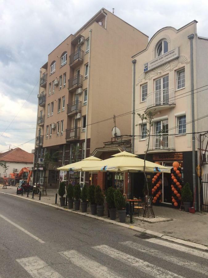 Villa Jelena - Sobe Крагуевац Екстериор снимка